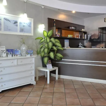 Hotell Del Mare Airport 3*