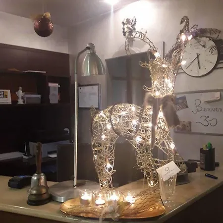 Del Mare Airport 菲乌米奇诺